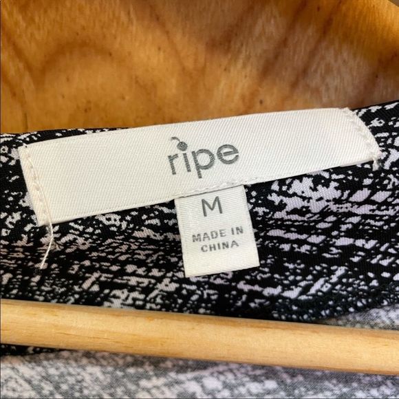 Stretchy maternity dress - Picture 7 of 8